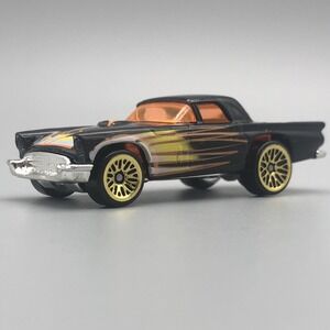 Hot Wheels 1957 '57 Ford Thunderbird T-Bird Black Spoke Wheel Diecast 1/64 Scale